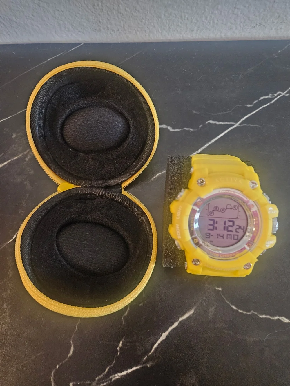 NWT Activa Rally Edition X Invicta 50mm ACW-GA-M-100 (Yellow) In Plastic